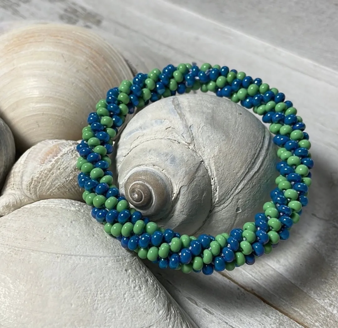 Blue green twist