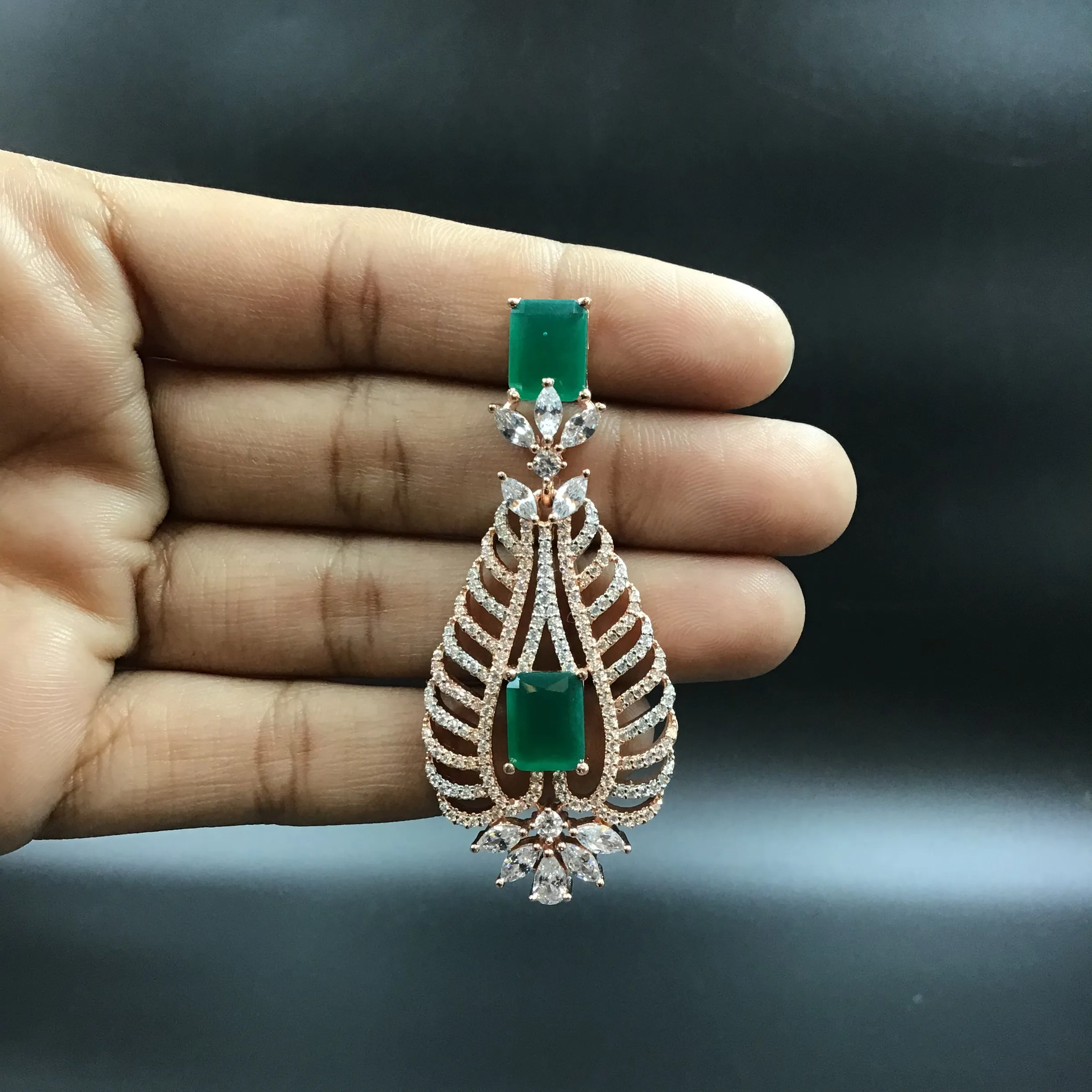Green Zircon/AD Earring 16435-3582