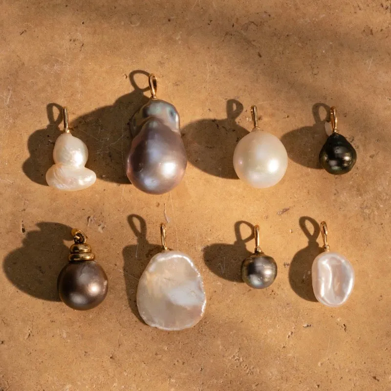 Keshi Pearl Pendant, 9kt Yellow Gold
