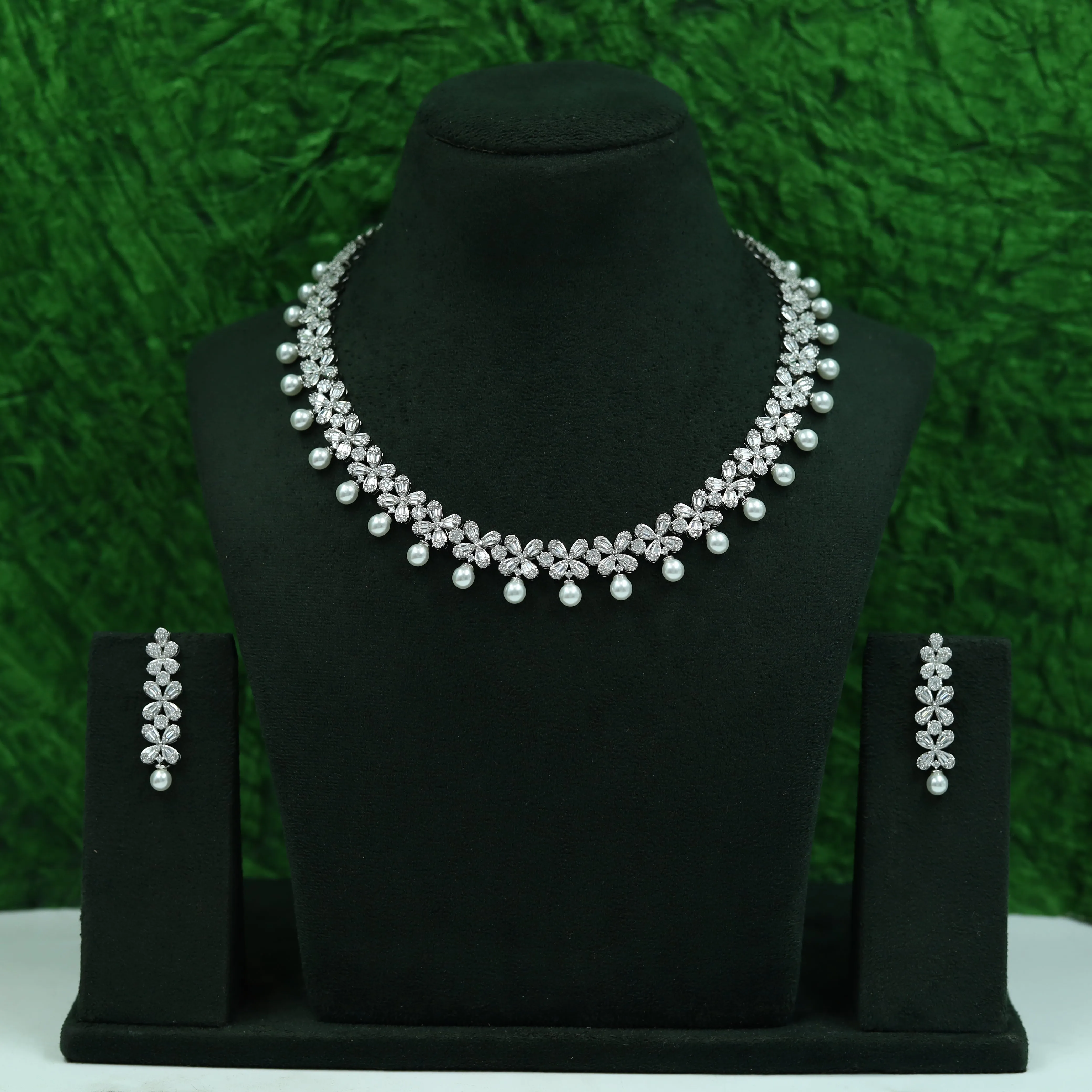 Round Neck Pearl Zircon/AD Necklace Set 16593-31