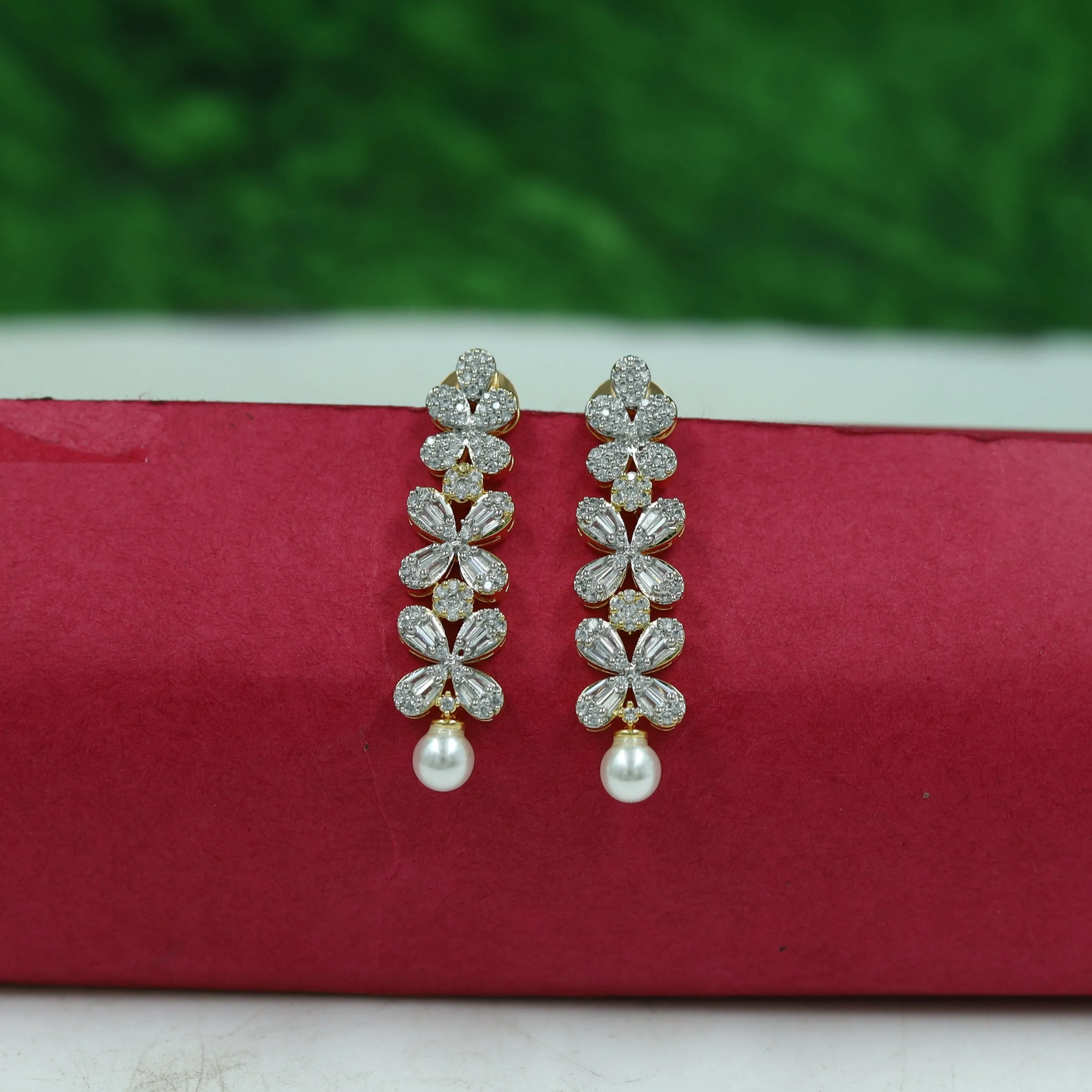 Round Neck Pearl Zircon/AD Necklace Set 16593-31