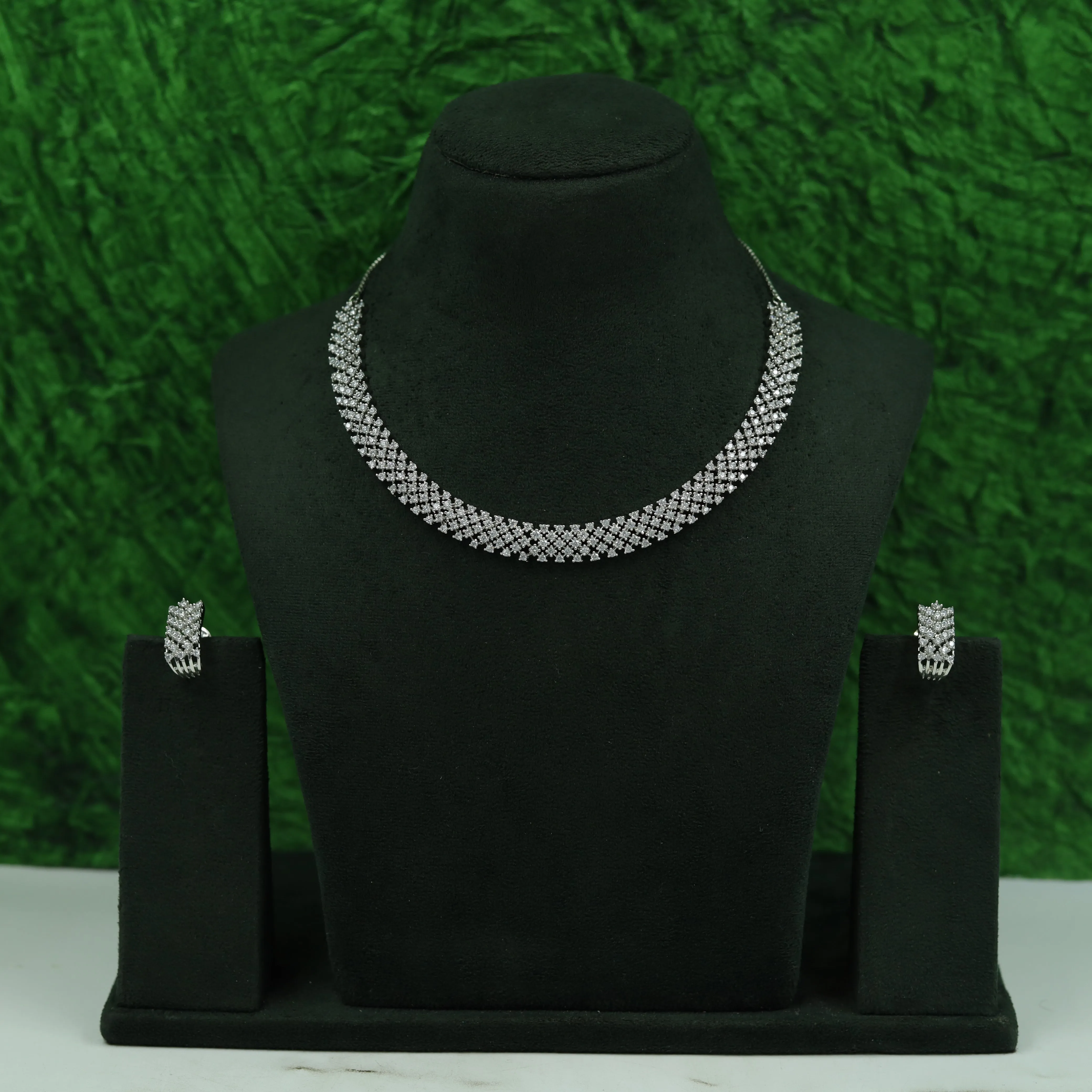 Round Neck Zircon/AD Necklace Set 16903-08