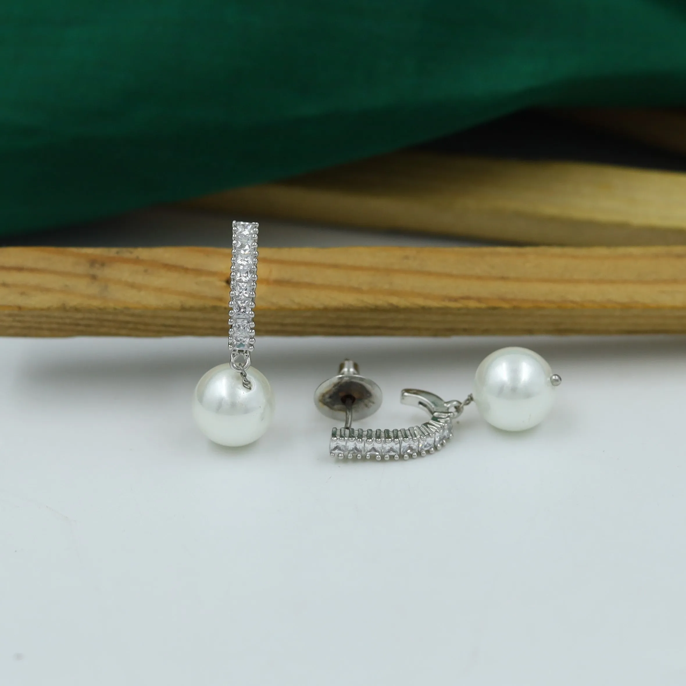 Tops/Studs Zircon/AD Earring 8600-08