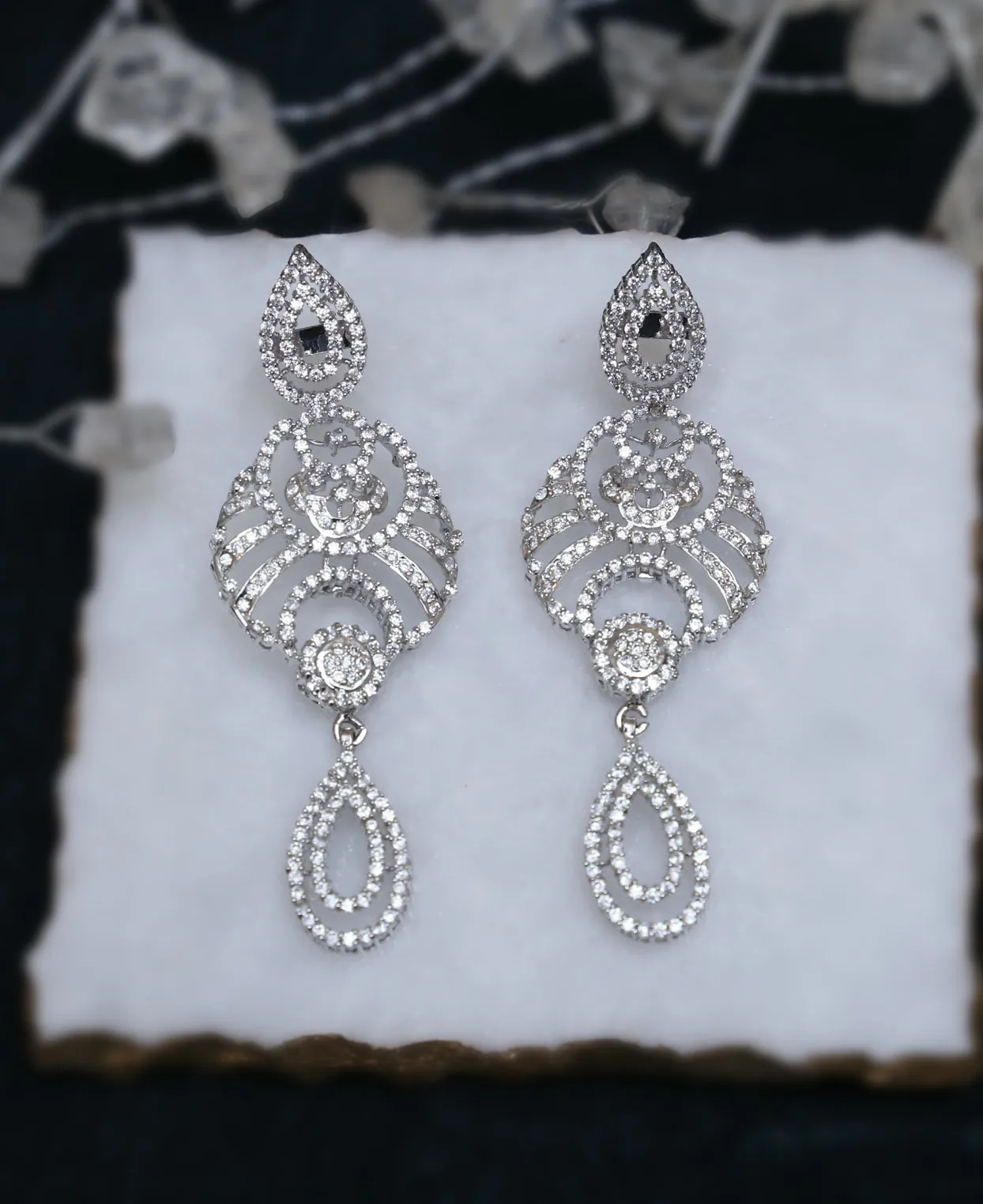 Zircon Elegance 2